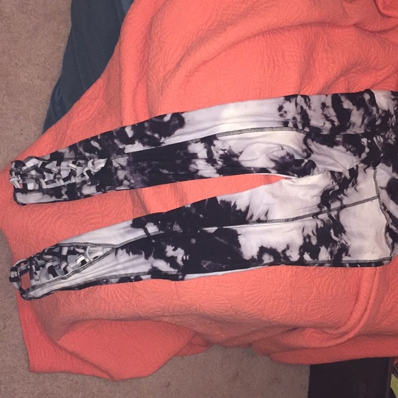 Brand new leggings - Picture 2 of 4